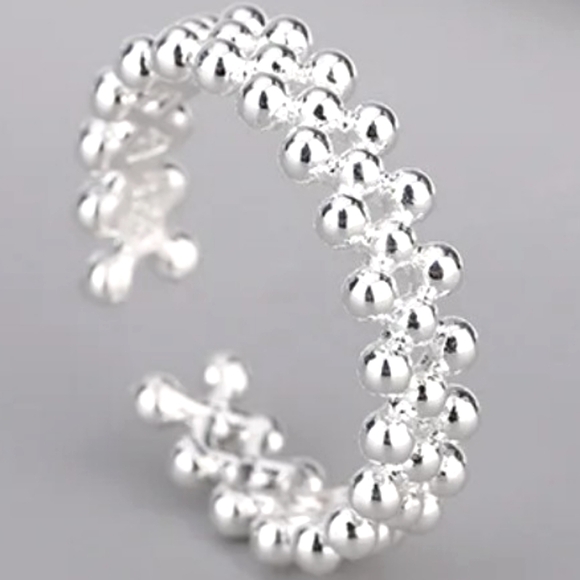 Hand Crafted Jewelry - Elegant Silver Beaded Ring Size 6
